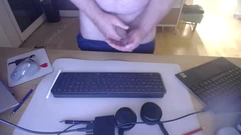 iandy12 online show from 09/29/25, 10:03