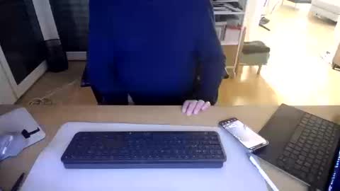 iandy12 online show from 03/10/26, 10:48