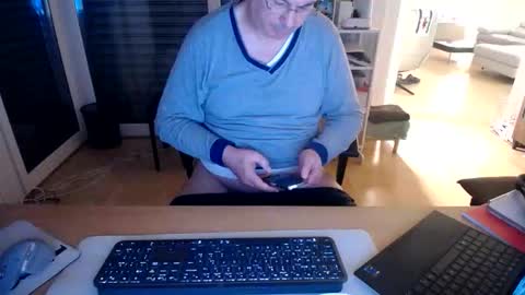 iandy12 online show from 03/12/26, 11:11