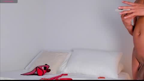 Snapshot of ianmachado777 chatting on 02/12/25, 12:48 Ian Machado online show from 02/12/25, 12:48