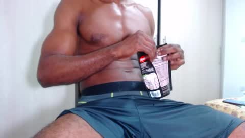 Snapshot of ianrashatxxx chatting on 12/13/24, 09:52 Ian Rashad online show from 12/13/24, 09:52