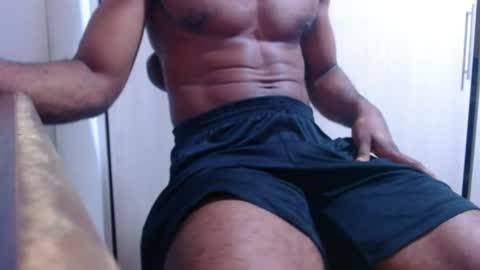 Snapshot of ianrashatxxx chatting on 07/23/26, 01:52 Ian Rashad online show from 07/23/26, 01:52