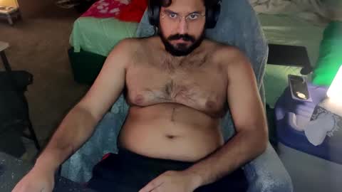 Snapshot of ibear_chat chatting on 04/24/26, 02:36 iBear0 online show from 04/24/26, 02:36