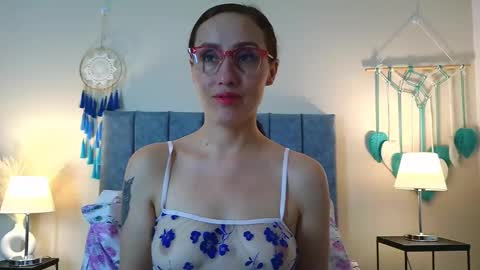 Iberian Moon online show from 02/12/26, 05:52