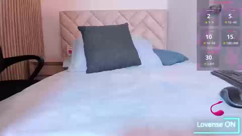 Snapshot of ibraiimm chatting on 09/16/25, 12:11 Ibraim online show from 09/16/25, 12:11