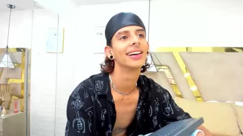 Snapshot of ibratxandy chatting on 09/22/25, 10:23 ibratxandy online show from 09/22/25, 10:23