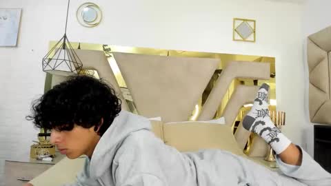 Snapshot of ibratxandy chatting on 10/23/25, 07:01 ibratxandy online show from 10/23/25, 07:01