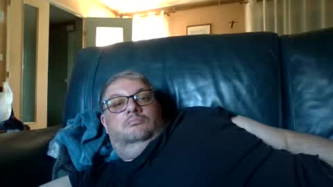 anonymouszz online show from 06/17/26, 07:04