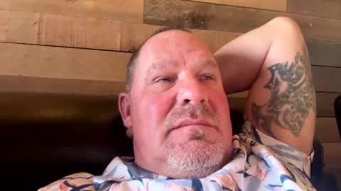 icanmakeyousquirt69 online show from 04/05/26, 07:44