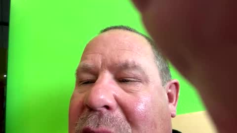 icanmakeyousquirt69 online show from 04/16/26, 08:42