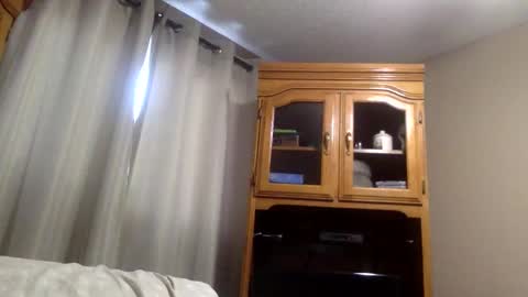 Snapshot of icantgohome chatting on 12/17/24, 04:53 icantgohome online show from 12/17/24, 04:53