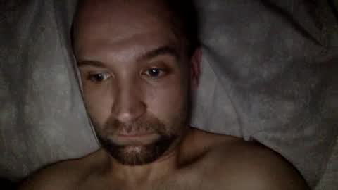 Snapshot of icantgohome chatting on 12/18/24, 03:22 icantgohome online show from 12/18/24, 03:22