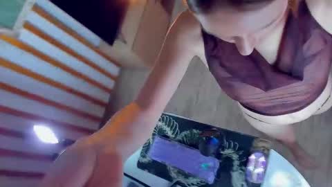 Nana online show from 02/20/26, 05:24