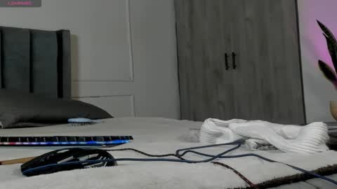 Snapshot of ice_princess__ chatting on 10/08/25, 05:16 Crystall online show from 10/08/25, 05:16
