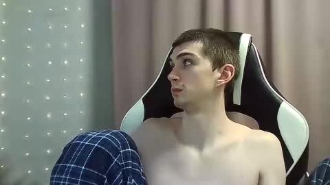 MAX online show from 01/29/25, 07:00