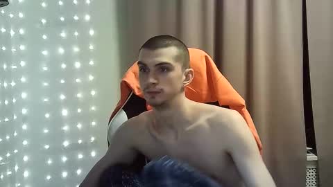 MAX online show from 02/09/25, 05:11