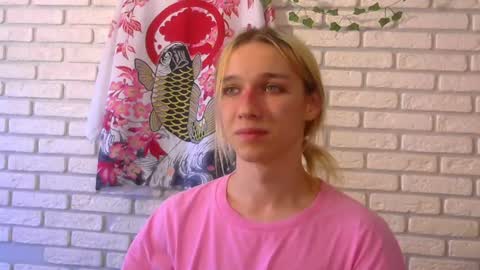 Snapshot of icebenz chatting on 07/20/26, 01:02 Jade online show from 07/20/26, 01:02