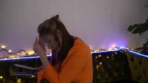 Snapshot of icedanielles chatting on 12/09/24, 06:46 Danielle online show from 12/09/24, 06:46