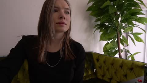 Snapshot of icedanielles chatting on 01/27/25, 08:18 Danielle online show from 01/27/25, 08:18