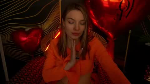 Snapshot of icedanielles chatting on 02/19/25, 04:11 Danielle online show from 02/19/25, 04:11