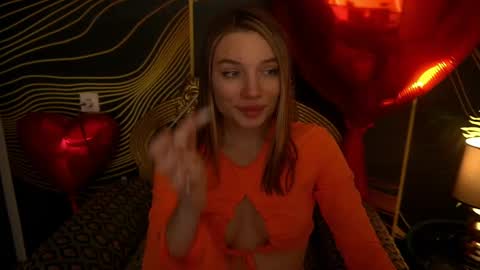 Snapshot of icedanielles chatting on 02/19/25, 07:16 Danielle online show from 02/19/25, 07:16