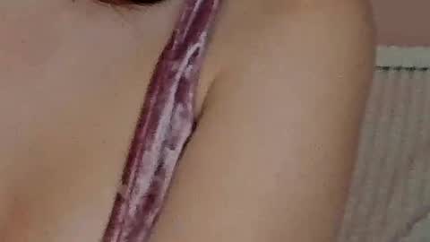 Snapshot of icedanielles chatting on 09/13/25, 02:28 Danielle online show from 09/13/25, 02:28