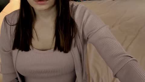 Snapshot of icedanielles chatting on 09/23/25, 01:14 Danielle online show from 09/23/25, 01:14