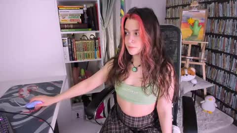 Julia online show from 04/08/26, 08:31