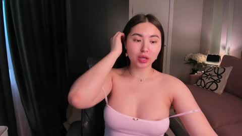 Aiza online show from 04/24/26, 01:19