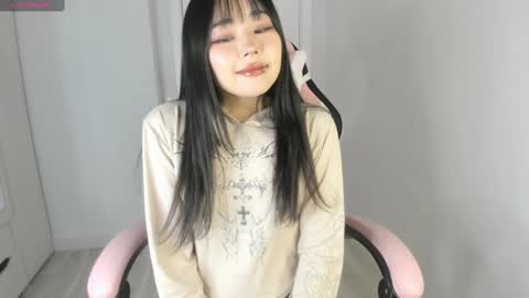 Snapshot of ichigo_o chatting on 01/30/25, 12:37 Hitomi online show from 01/30/25, 12:37