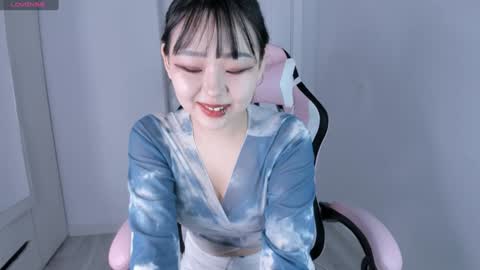 Snapshot of ichigo_o chatting on 02/07/25, 01:11 Hitomi online show from 02/07/25, 01:11