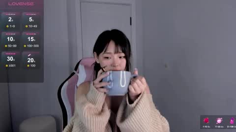 Snapshot of ichigo_o chatting on 10/03/25, 09:56 Hitomi online show from 10/03/25, 09:56