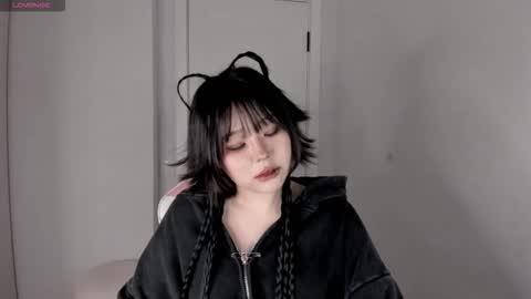 Hitomi   online show from 03/03/26, 08:15