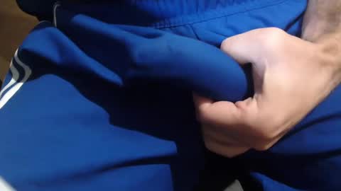 Snapshot of icky_thumps chatting on 12/27/24, 06:24 icky_thumps online show from 12/27/24, 06:24