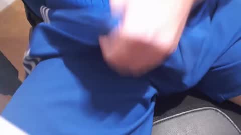 Snapshot of icky_thumps chatting on 09/23/25, 04:26 icky_thumps online show from 09/23/25, 04:26