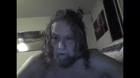 Snapshot of icu2try2xs2 chatting on 02/25/25, 02:22 icu2try2xs2 online show from 02/25/25, 02:22