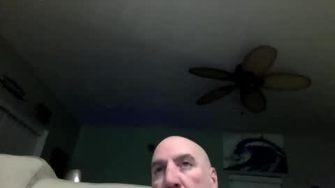 icumming online show from 12/22/25, 01:24