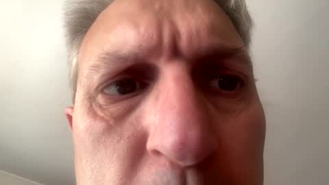 Snapshot of icums4u chatting on 09/12/25, 04:29 icums4u online show from 09/12/25, 04:29