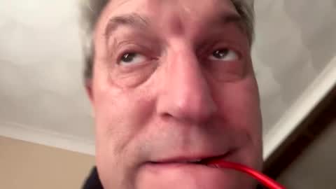 Snapshot of icums4u chatting on 10/23/25, 03:33 icums4u online show from 10/23/25, 03:33