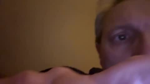 Snapshot of icums4u chatting on 11/18/25, 10:47 icums4u online show from 11/18/25, 10:47