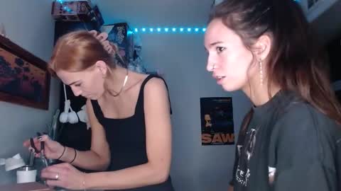 Snapshot of icyduo chatting on 03/12/25, 03:40 doubletrouble online show from 03/12/25, 03:40
