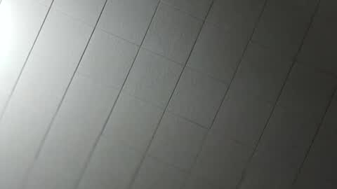 Snapshot of icyfucktoy chatting on 12/18/24, 06:32 icyfucktoy online show from 12/18/24, 06:32