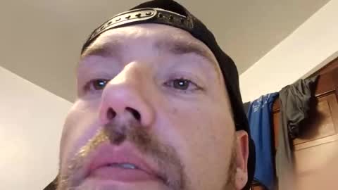 icyfucktoy online show from 10/24/25, 01:57