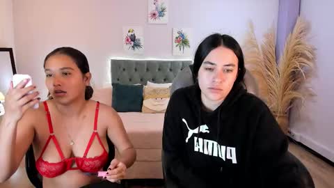 Icy online show from 11/22/25, 10:14