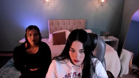 Icy online show from 02/22/26, 02:45