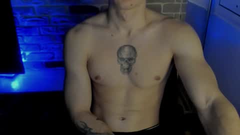 yo online show from 12/22/25, 03:42