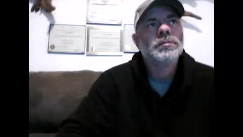 Snapshot of idkwhyidothis348732 chatting on 02/25/25, 11:19 idkwhyidothis348732 online show from 02/25/25, 11:19
