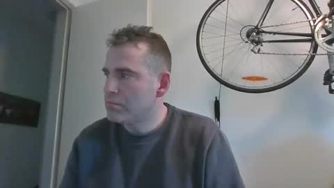 Snapshot of idontknowwhy1 chatting on 12/16/24, 10:40 idontknowwhy1 online show from 12/16/24, 10:40