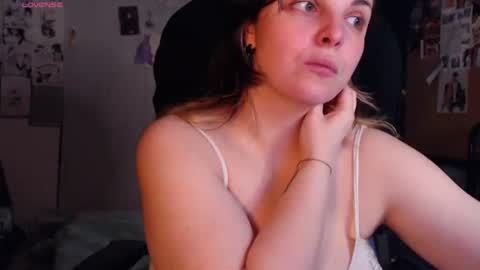 Snapshot of idontknowwhyjojo chatting on 06/29/26, 10:15 Saya online show from 06/29/26, 10:15
