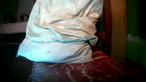 Nicolas online show from 03/22/26, 09:23